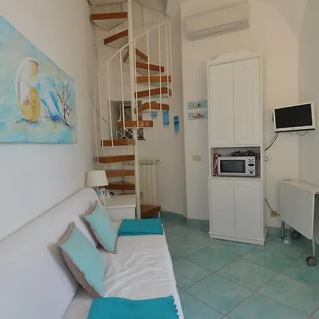 La Clarissa Amalfi Dreams * رافيلّو